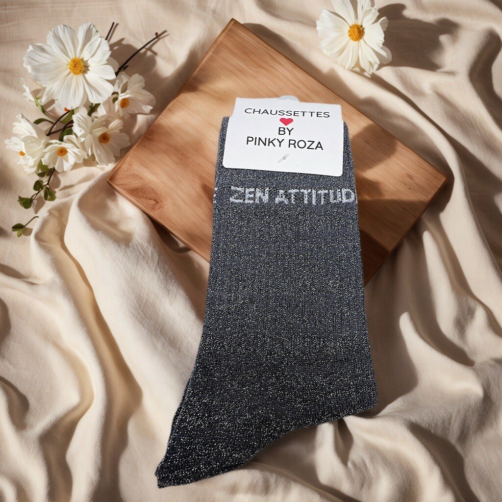 CHAUSSETTES BRILLANTES A MESSAGE ZEN ATTITUDE – Image 4