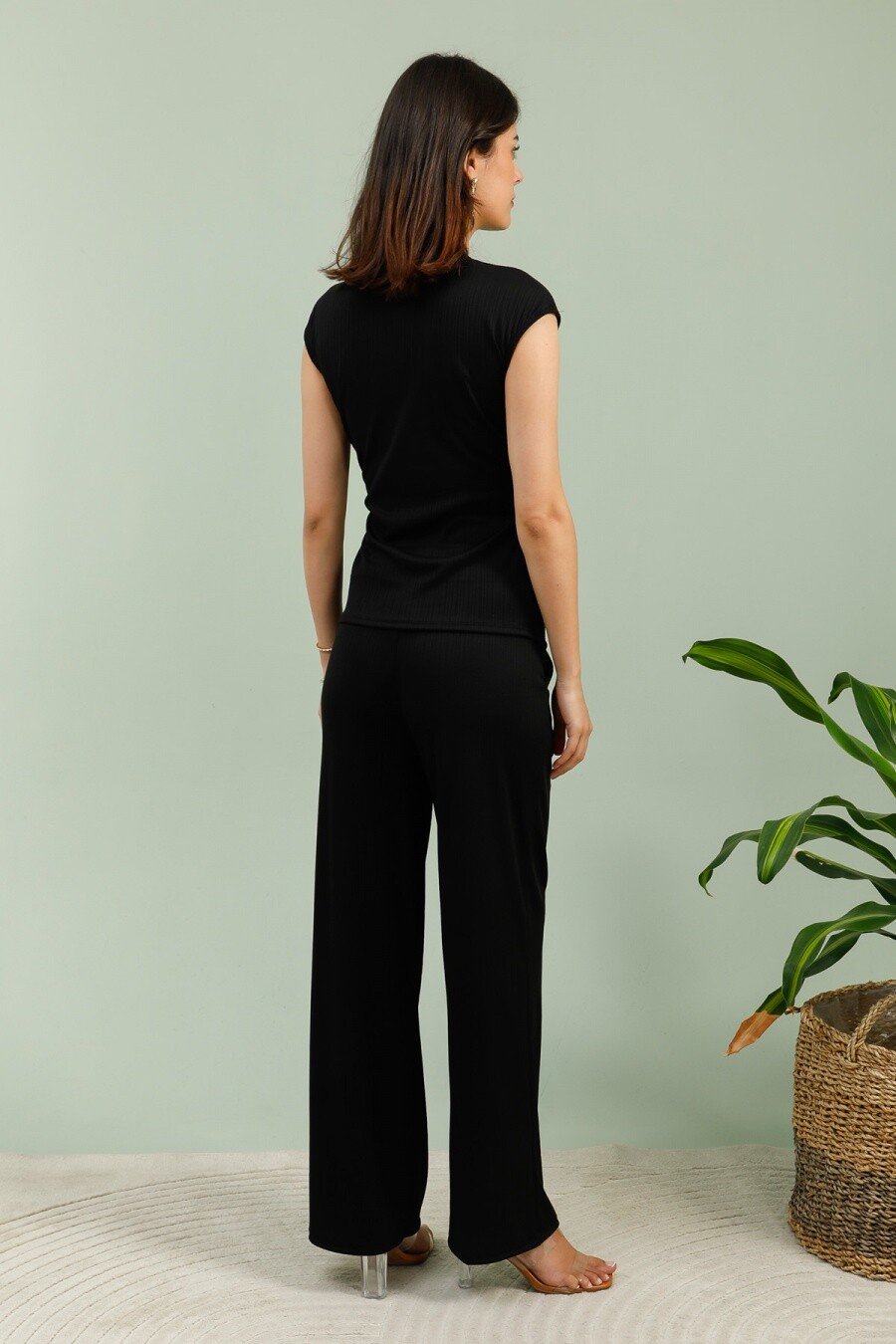 Ensemble élégant top et pantalon noir – Chic & Intemporel – Image 5